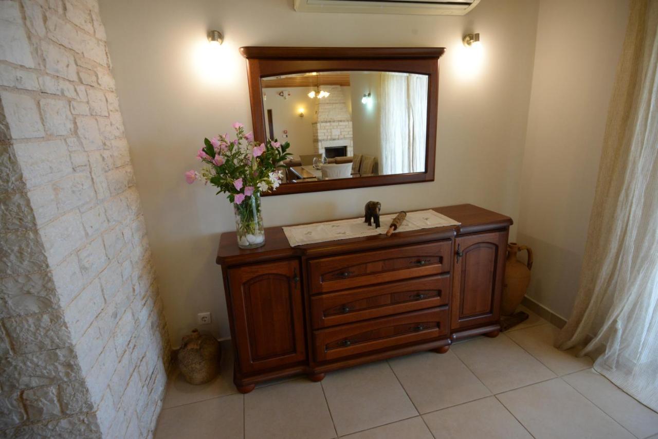 Villa Melanthi Kassiopi Corfu מראה חיצוני תמונה
