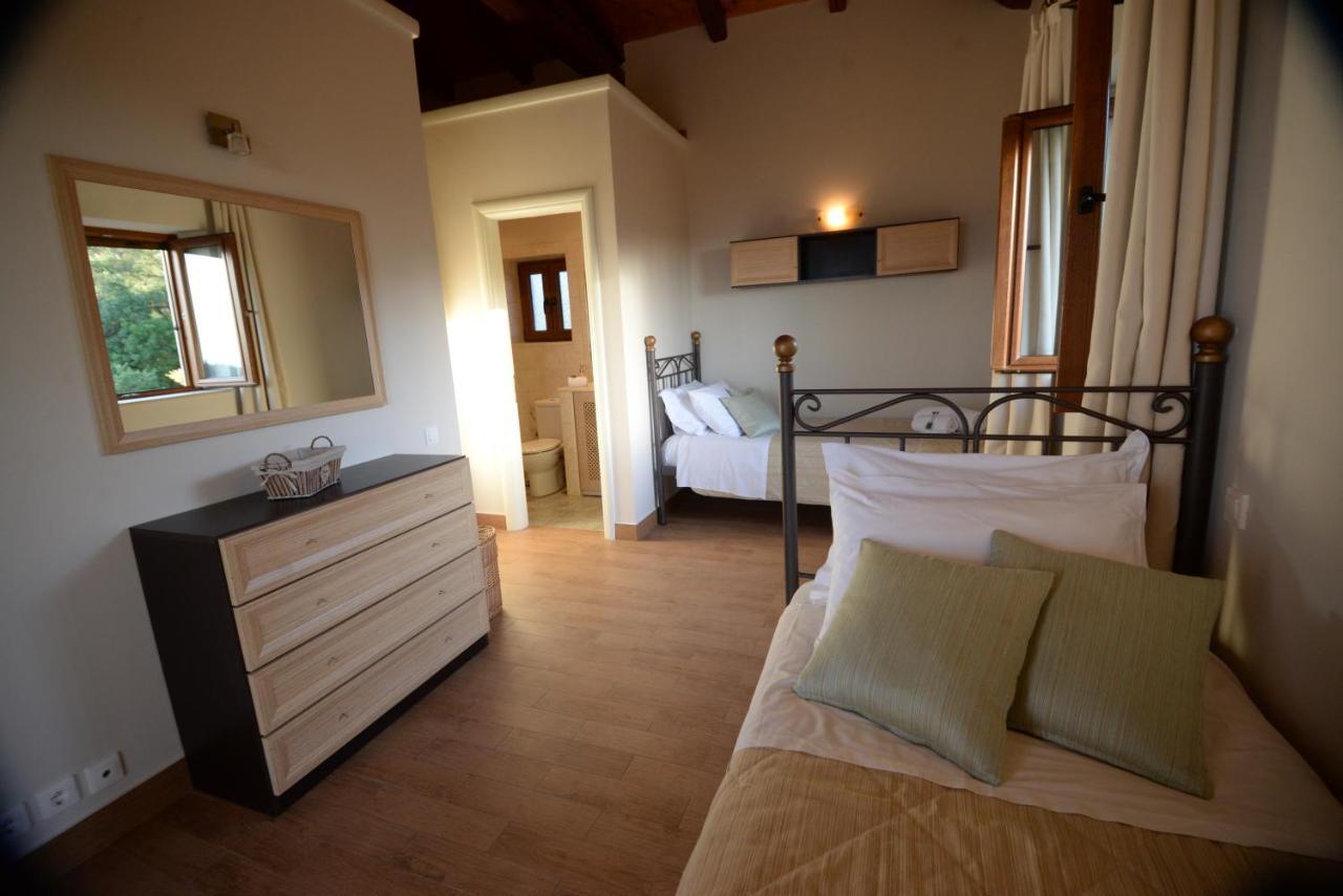 Villa Melanthi Kassiopi Corfu מראה חיצוני תמונה