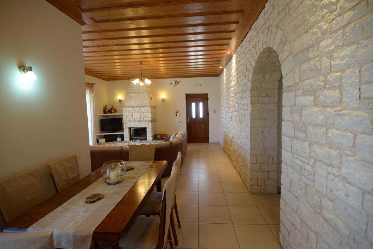 Villa Melanthi Kassiopi Corfu מראה חיצוני תמונה